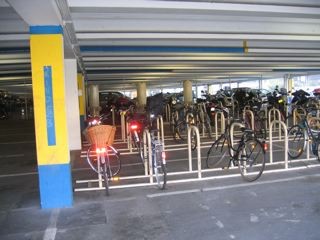 Parking vélo Gare Chantiers (Versailles)